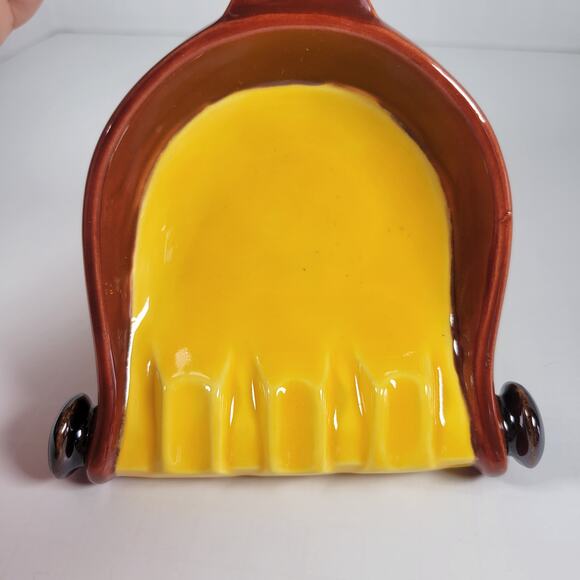 Vintage Yellow and Brown Spur Ashtray with Handle, Mid-Century Modern Farmhouse - Picture 6 of 15